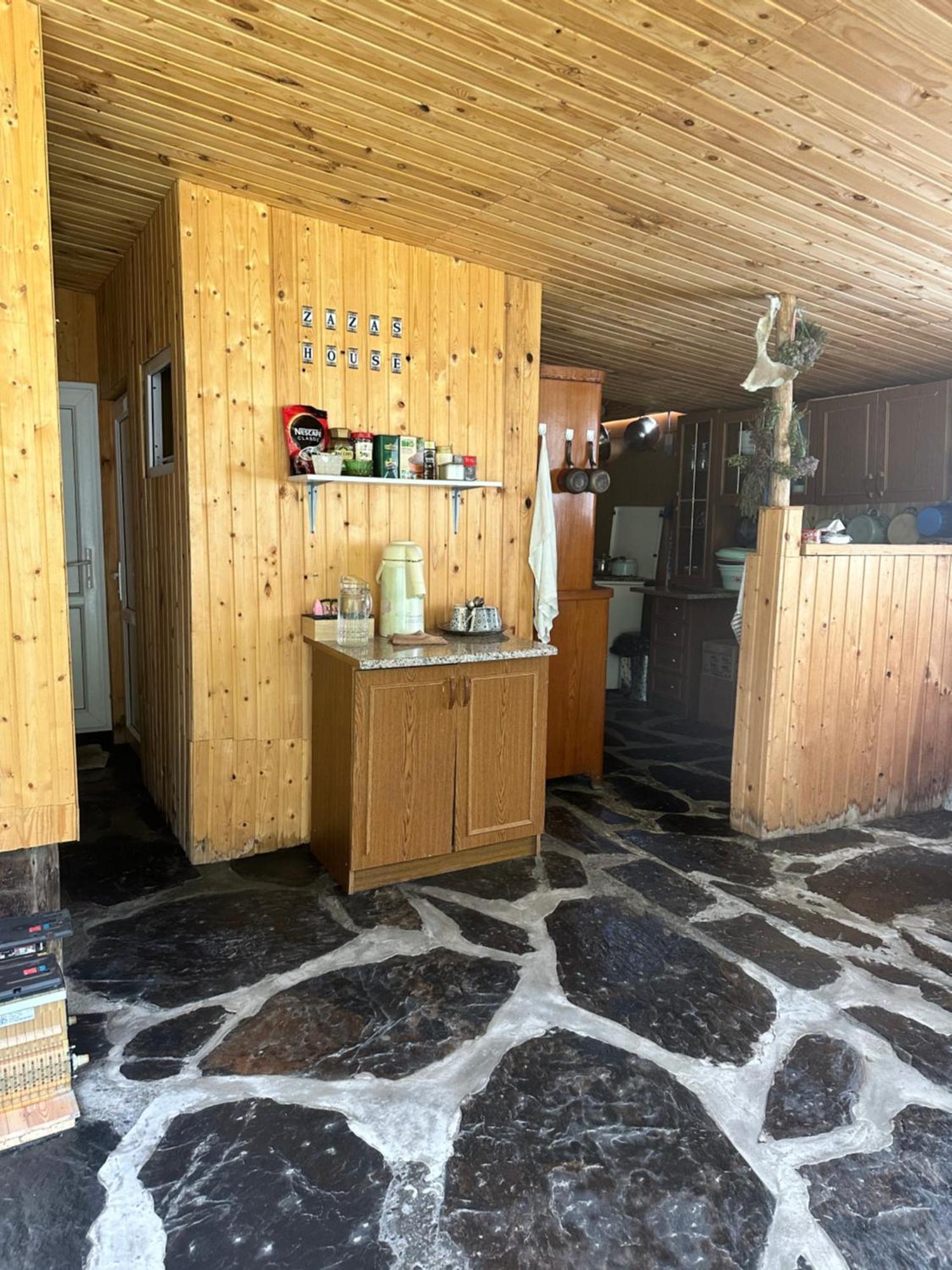 Pirikiti Ξενοδοχείο Akhmeta Εξωτερικό φωτογραφία